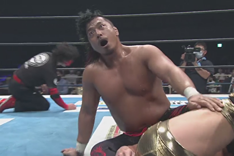 【新日本プロレス】勝った瞬間の鷹木の表情は素晴らしかったな！ で、勝敗っていつ知らされるんだろう
