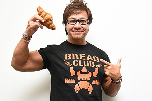 プロレスラーの小島聡選手、客からパンを投げられるようになる
