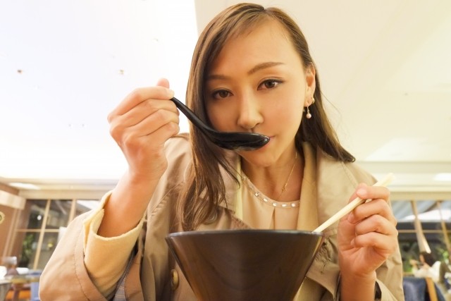 家系ラーメン → しょっぱいだけ