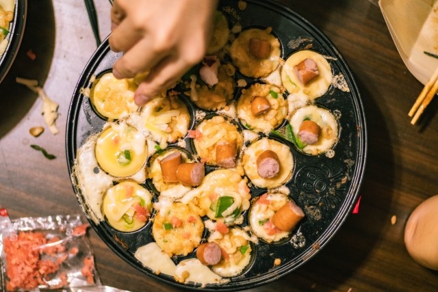 敵「たこ焼きってタコよりも豚肉入ってた方が美味いよねw」←これ