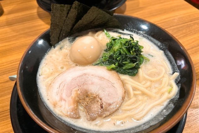 一番美味しいラーメン、結局家系
