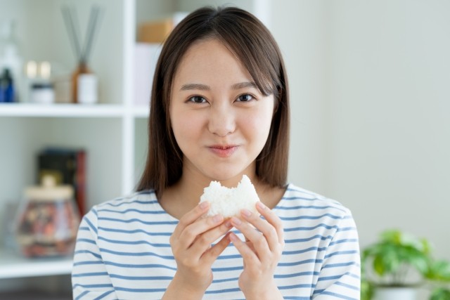 手づかみで食べるのが許せない食べ物