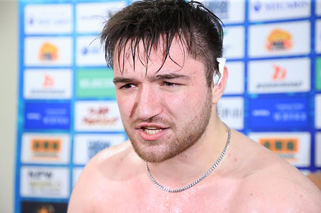 カラム・ニューマンが1.4 東京ドーム大会で無所属＆WAR DOGSとの5対5決着戦を要求！