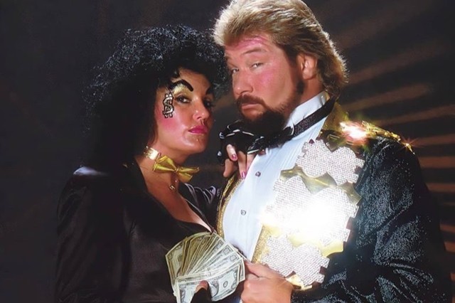 レスラー引退後は宣教師に...名ヒール・テッド・デビアス72歳誕生日姿が話題「史上最も偉大な悪役!」「若々しいお姿」の声