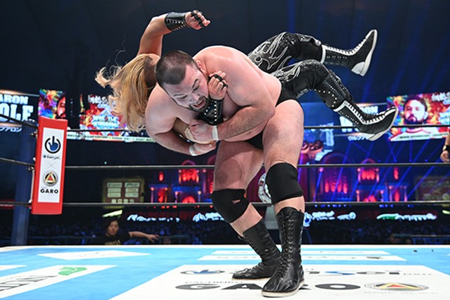 ウルフアロンがプロレスに転向したのって歴史が変わった感あるよな