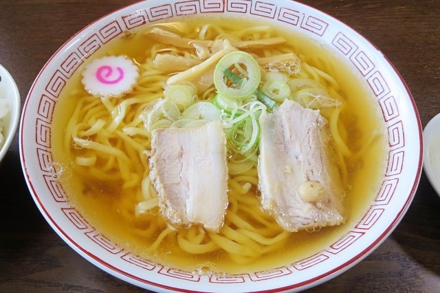 日本三大ラーメン　博多←わかる　札幌←んー…まぁ　喜多方←？？？
