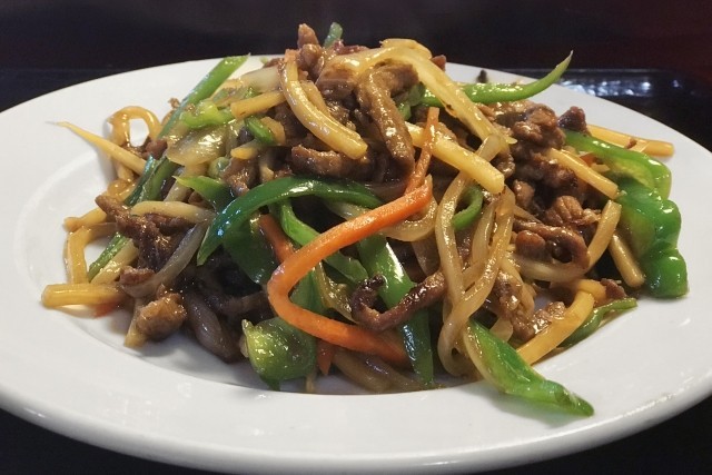 一番白飯を食える中華「青椒肉絲」に決定ずる