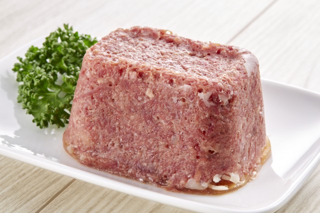 「コンビーフ」を日常的に食ってるやつっておらんよな