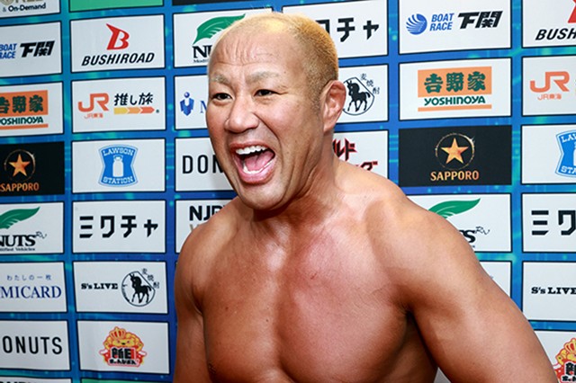 牛丼屋での紅しょうが大量投入「あり？なし？」　本間朋晃のランチ投稿が話題「全く問題がある量ではない」「残さず食べるなら」