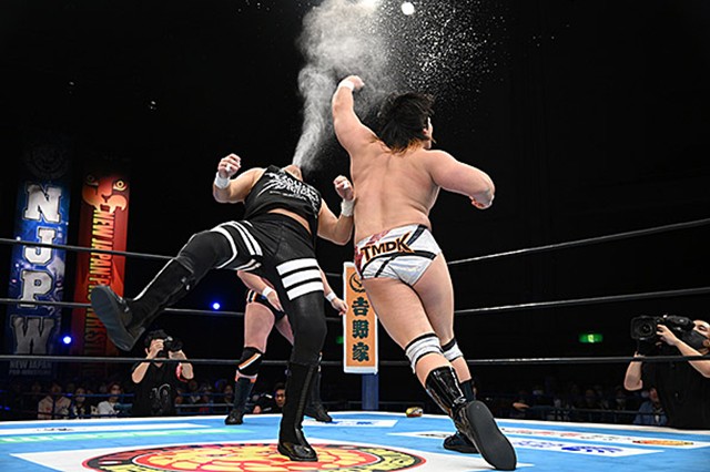 ラリアット（ロープに振られて自主的に走って戻ってきて受ける）←プロレスラーがこれをくらう理由