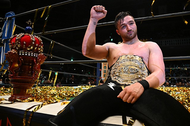 IWGPヘビー級王者 カラム・ニューマン（23）って日本人ならヤングライオンの年齢なんだよな