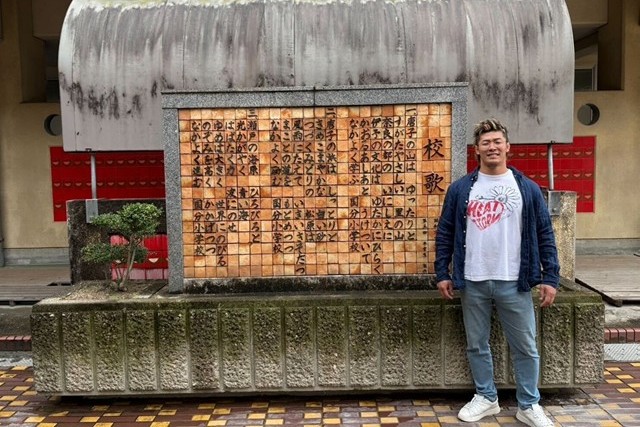 上村優也が故郷今治での凱旋興行を熱くPR！ 20数年ぶりの母校訪問も