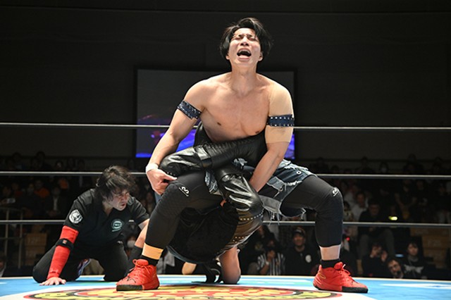 YOHの物マネ路線は面白いけど、これをやっているうちはジュニア王座は戴冠できないんじゃないか？